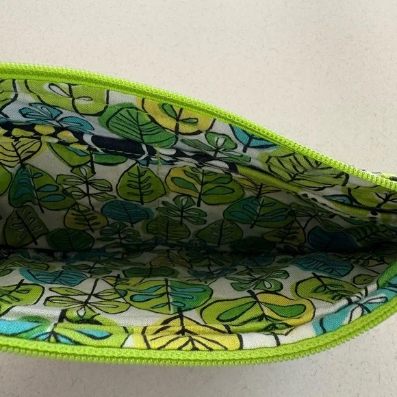 3/$15 Vera Bradley Green and Blue Floral Women's Bag - Picture 6 of 6